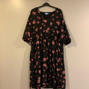 Draper James RSVP dress size XXL black with pink flowers  v-neck with pockets